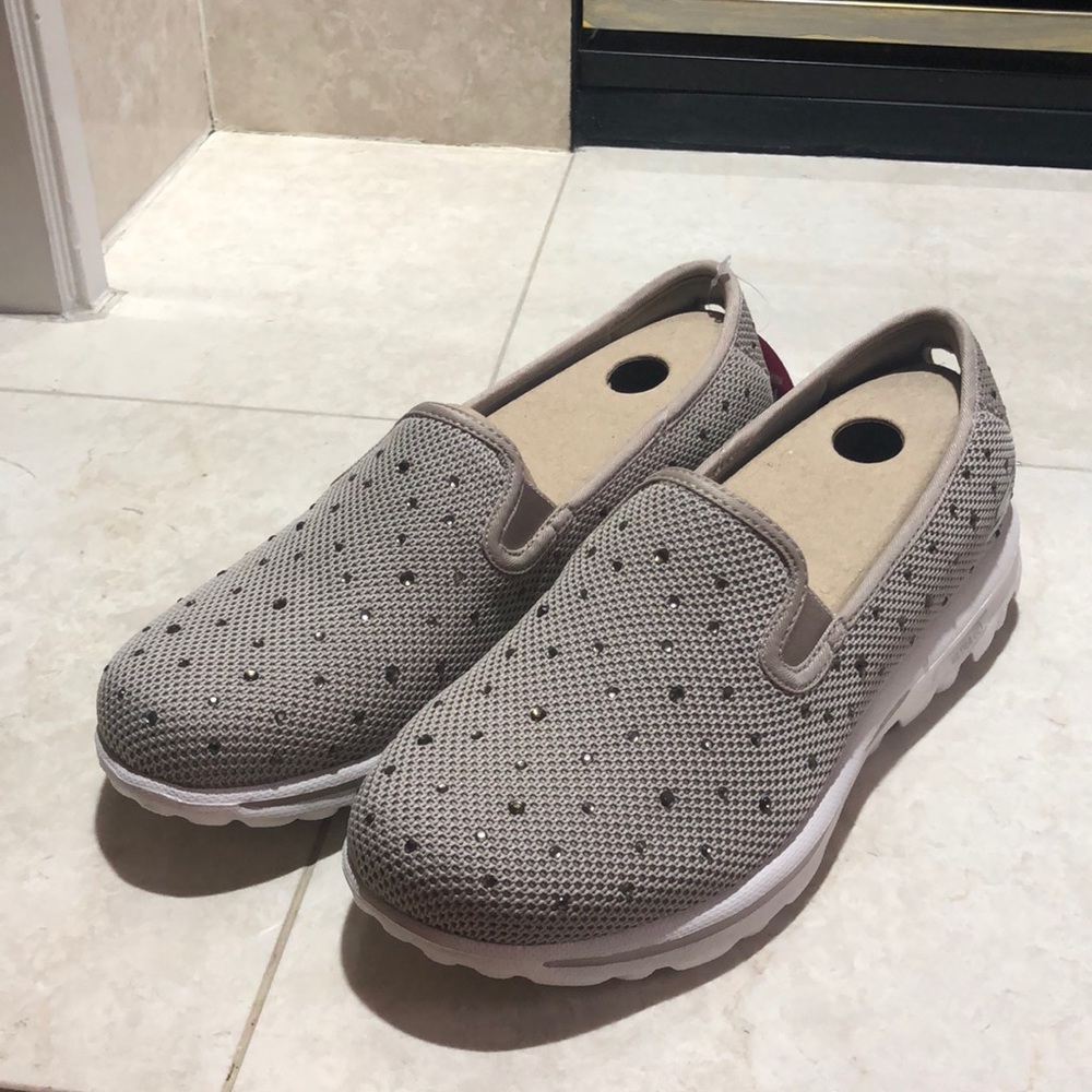 NEW!!! SKETCHERS Performance GOWalk Classic